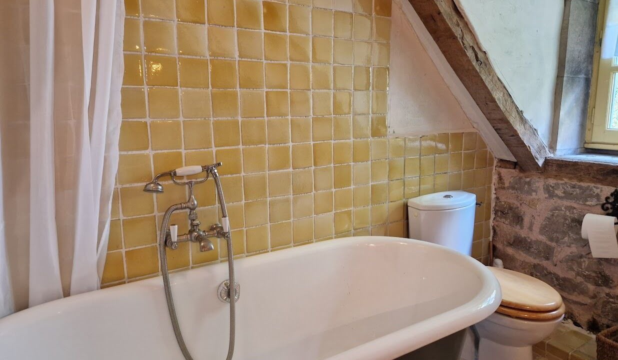 Photo of Bathroom in Bozouls