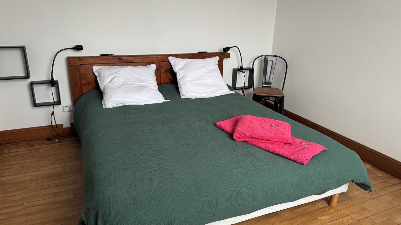 Photo of Bedroom in Rochecorbon
