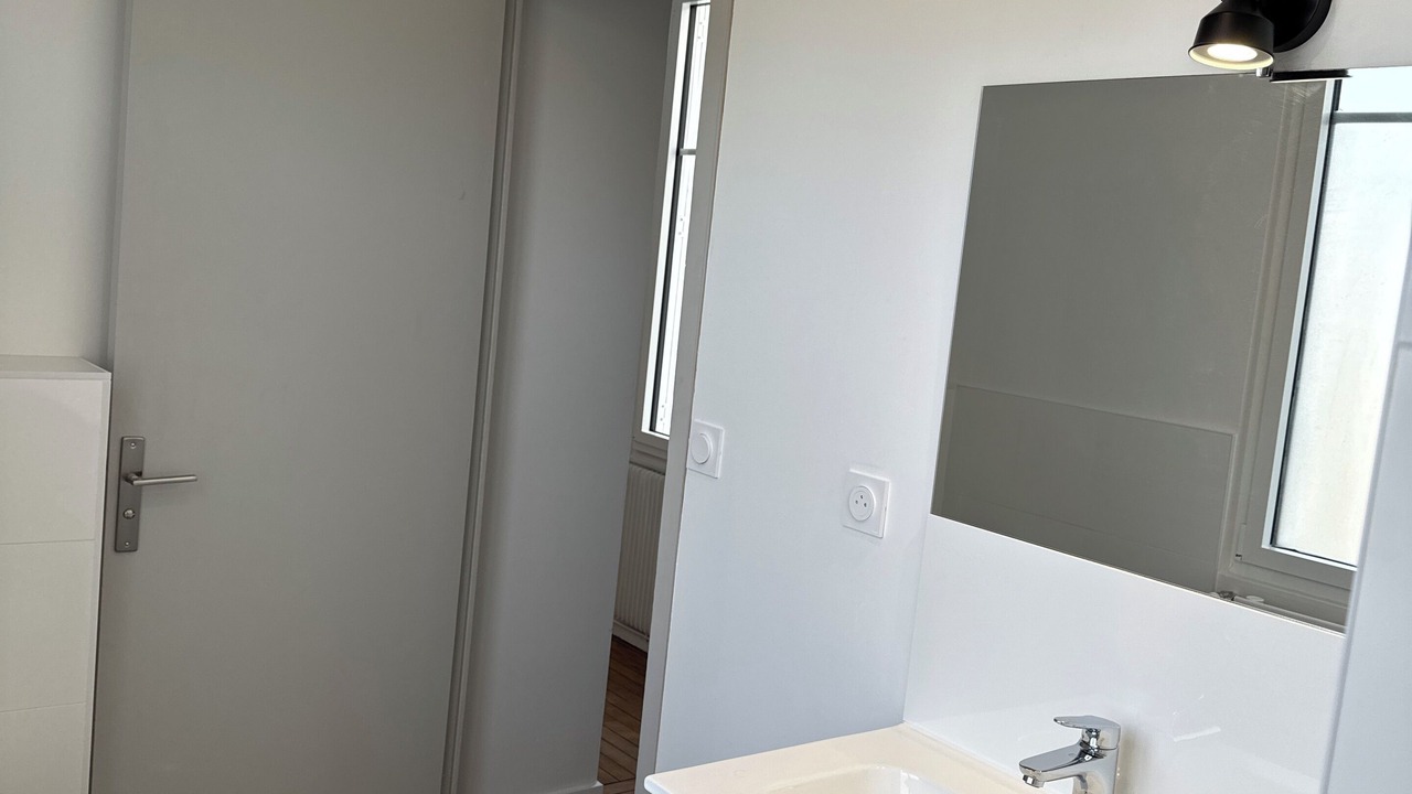 Photo of Bathroom in Rochecorbon