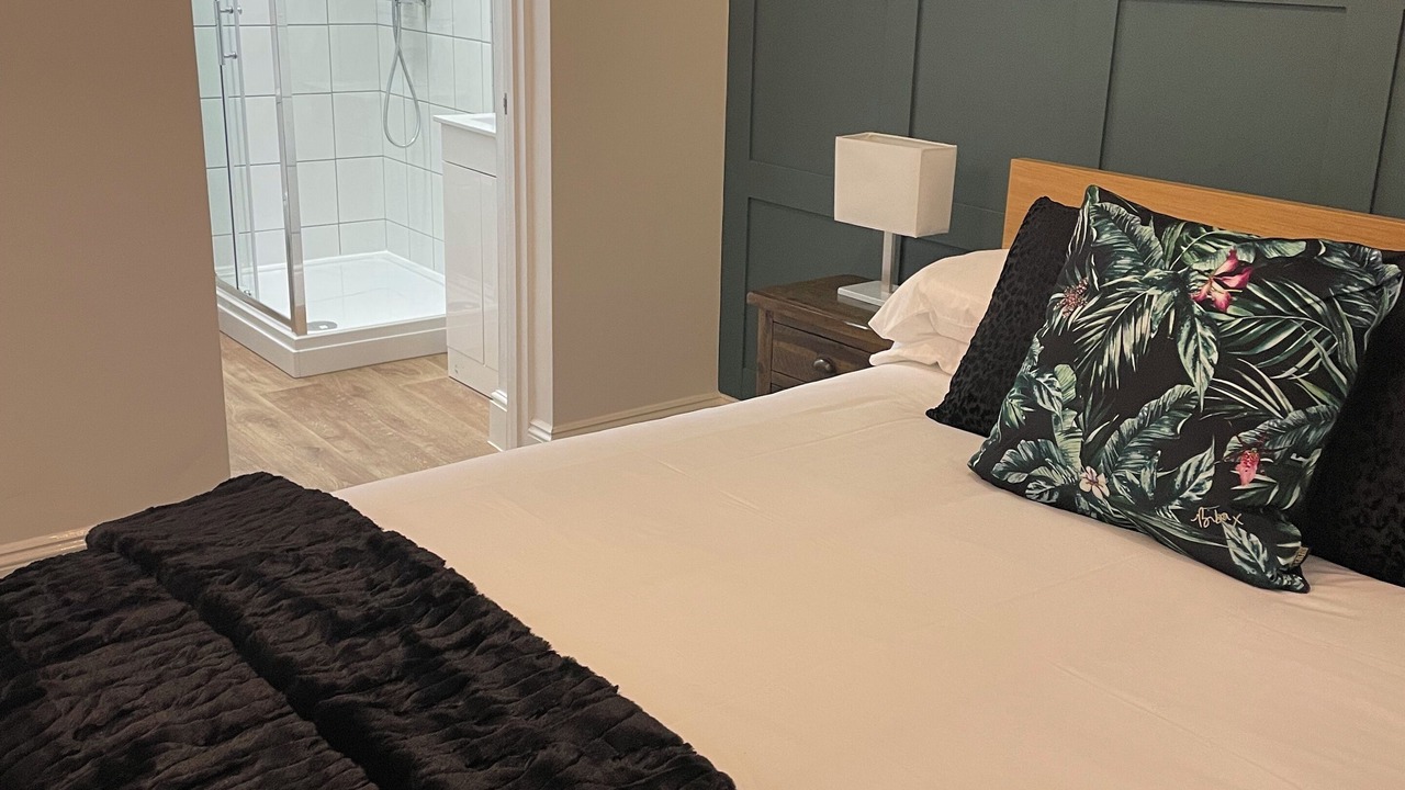 Photo of Bedroom in Flore