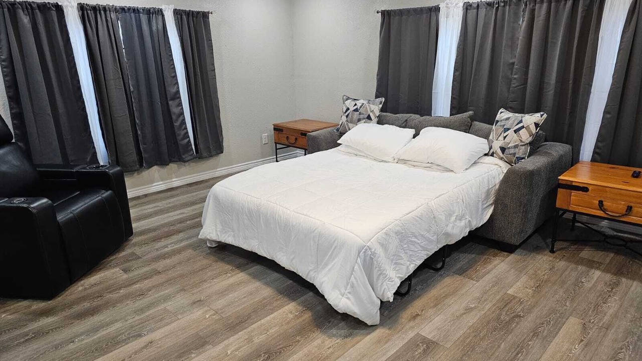 Photo of Bedroom in New Boston