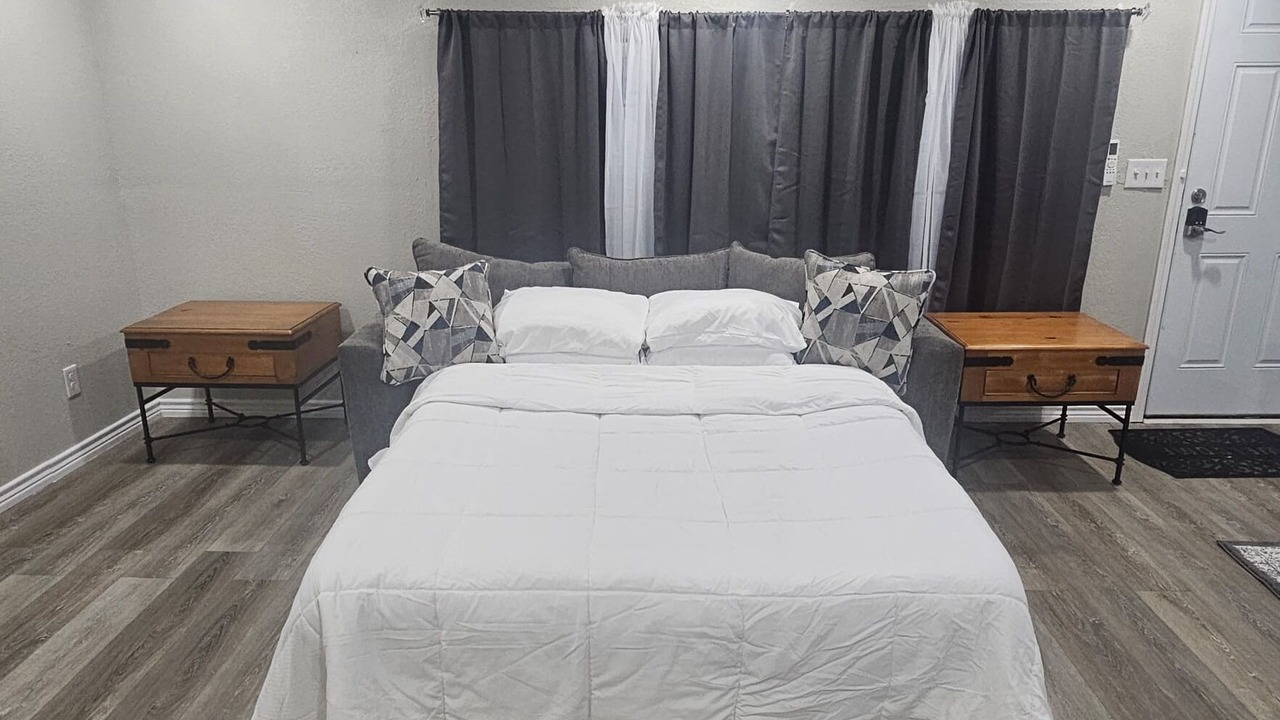 Photo of Bedroom in New Boston