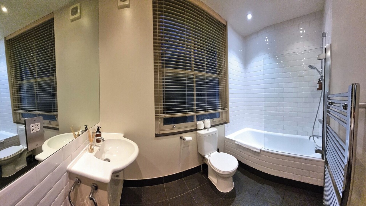 Photo of Bathroom in Notting Hill