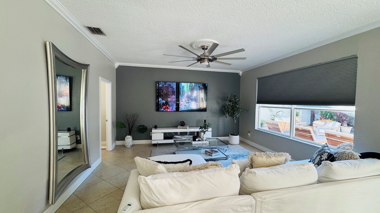 Photo of Livingroom in Mandalay