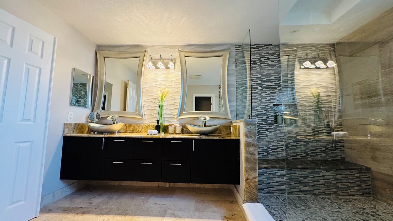 Photo of Bathroom in Mandalay