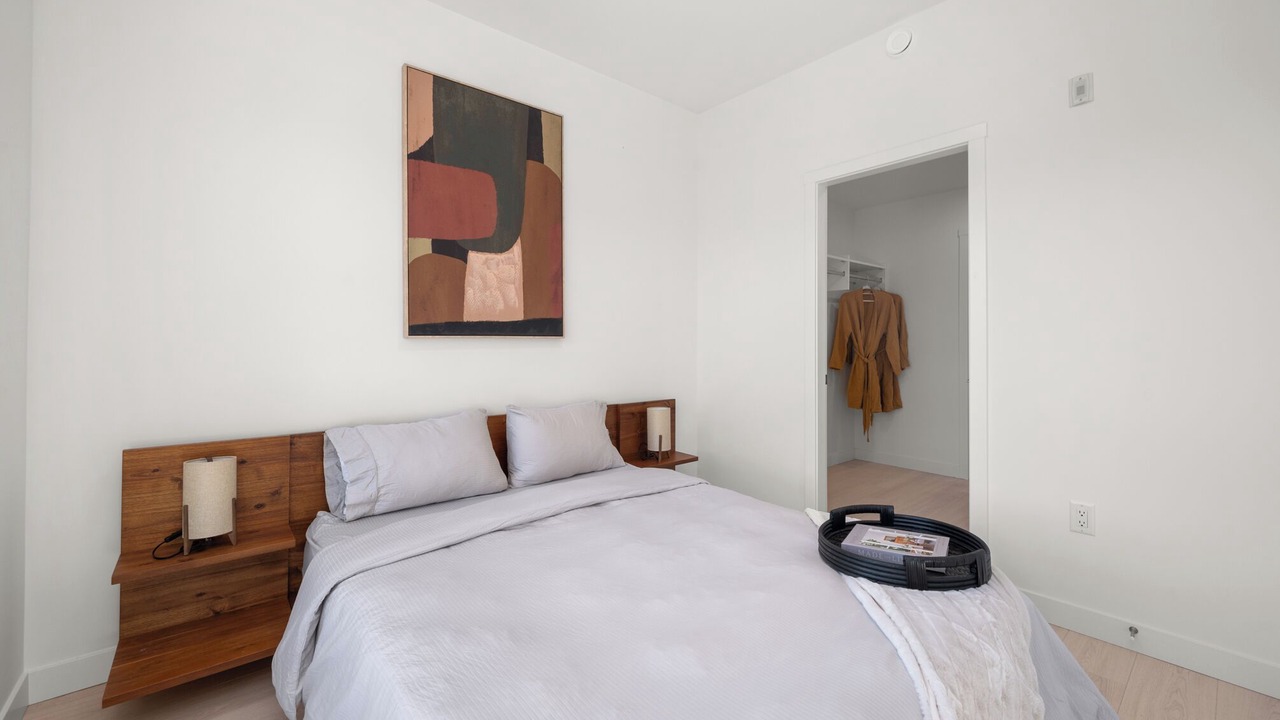 Photo of Bedroom in District of North Vancouver