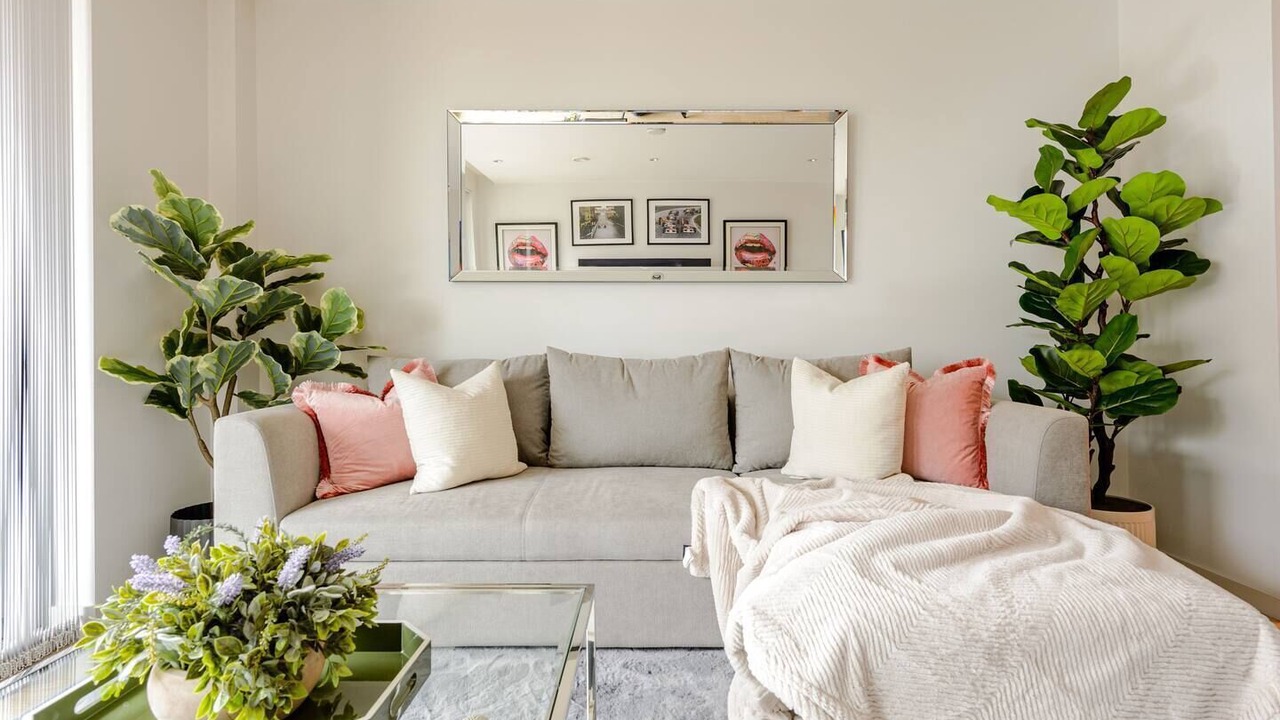 Photo of Livingroom in St. Pancras and Somers Town