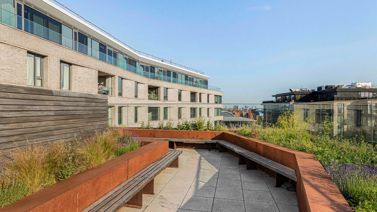 Photo of Patio Balcony in St. Pancras and Somers Town
