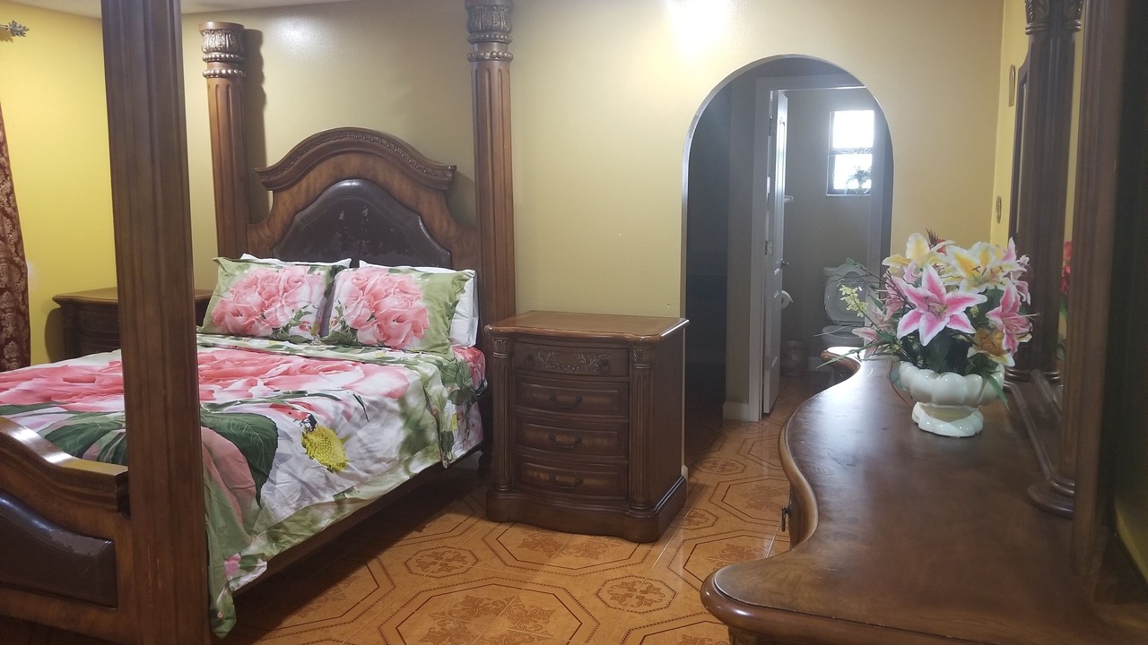 Photo of Bedroom in Trailer Estates