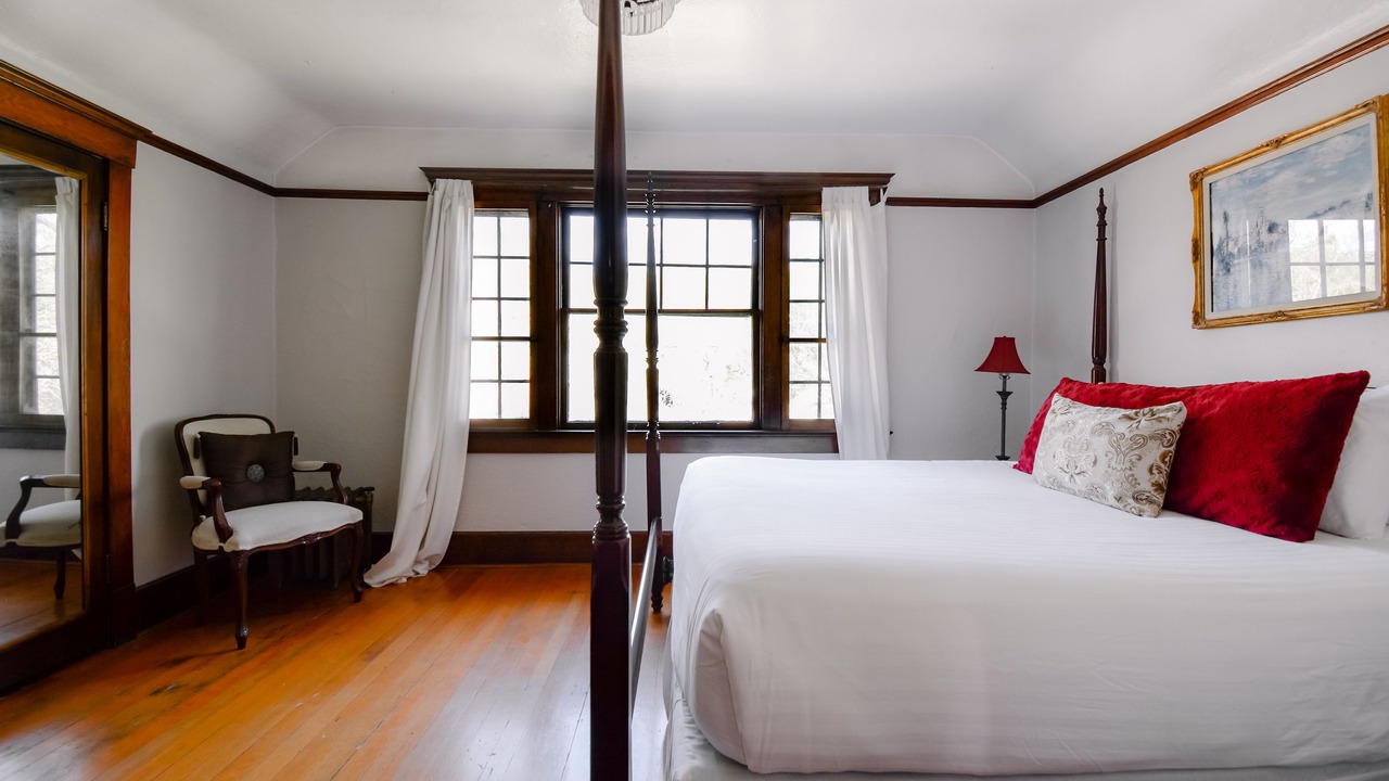 Photo of Bedroom in Downtown Salt Lake City