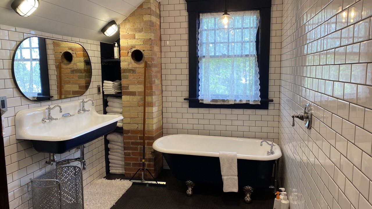 Photo of Bathroom in Downtown Salt Lake City