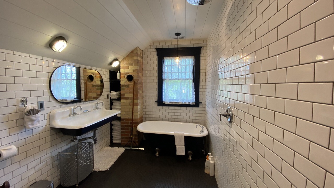 Photo of Bathroom in Downtown Salt Lake City