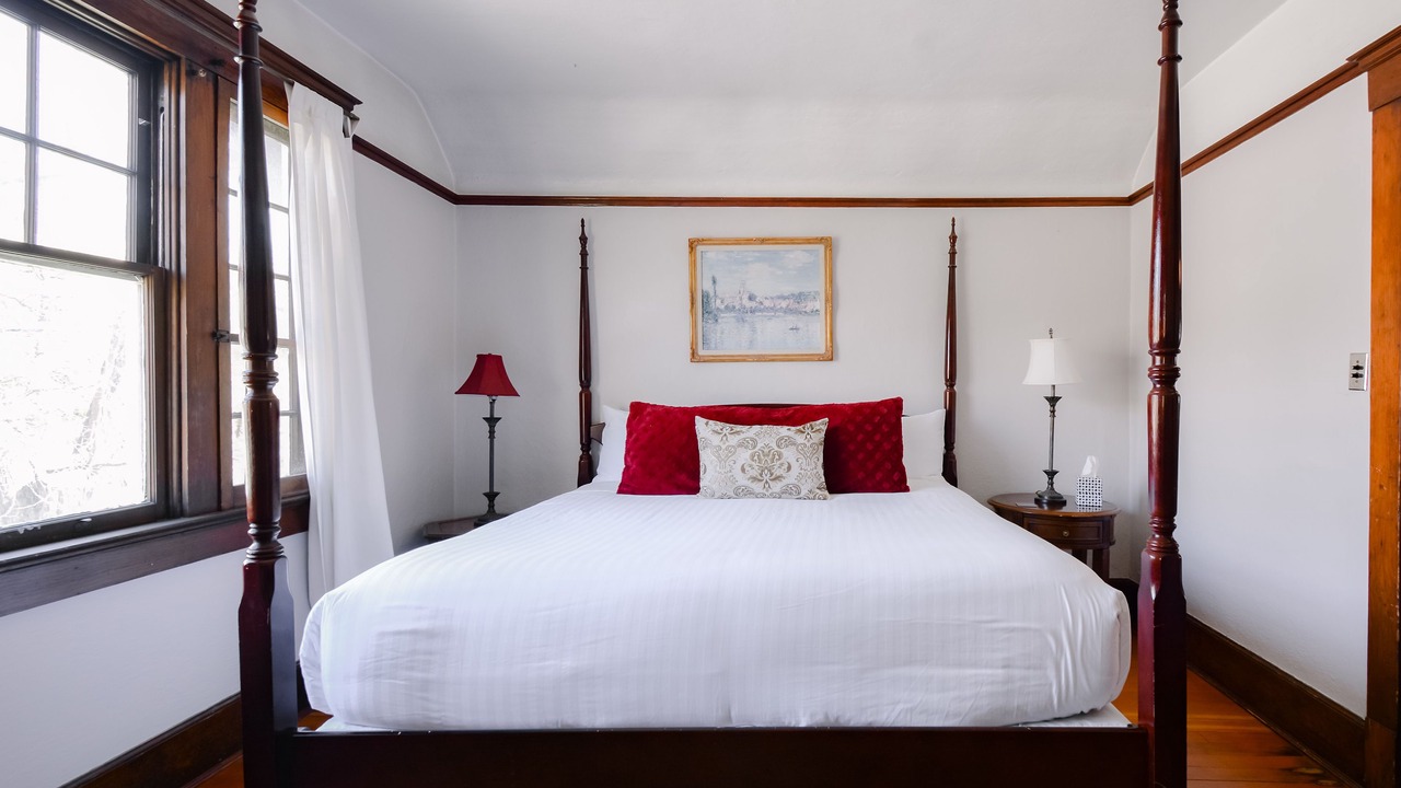 Photo of Bedroom in Downtown Salt Lake City