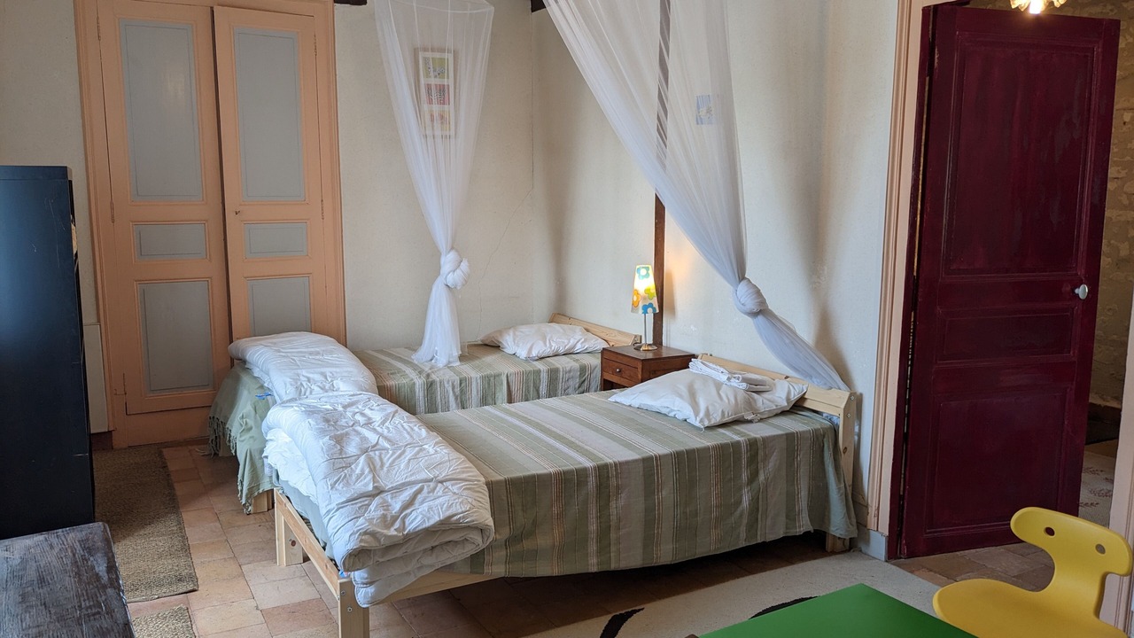 Photo of Bedroom in Verneuil-le-Chateau
