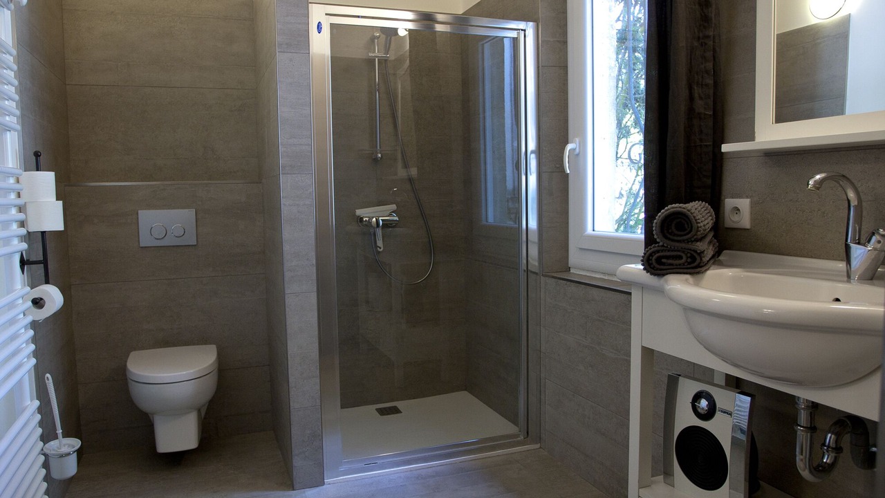 Photo of Bathroom in Cabannes