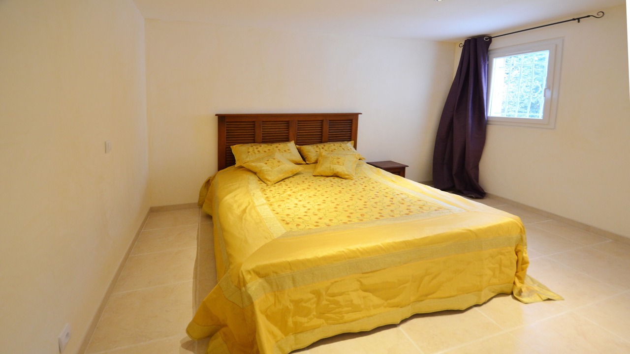 Photo of Bedroom in La Nartelle