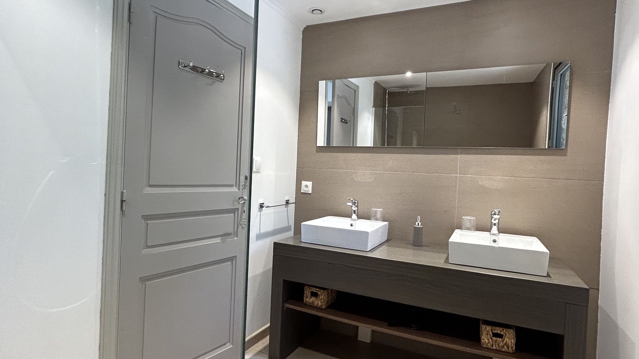 Photo of Bathroom in Lorgues