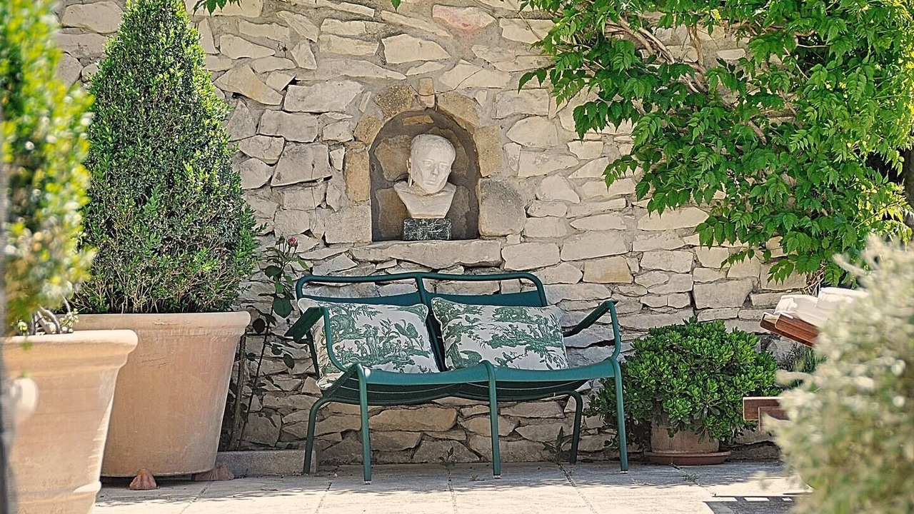 Photo of Patio Balcony in St.-Remy-de-Provence