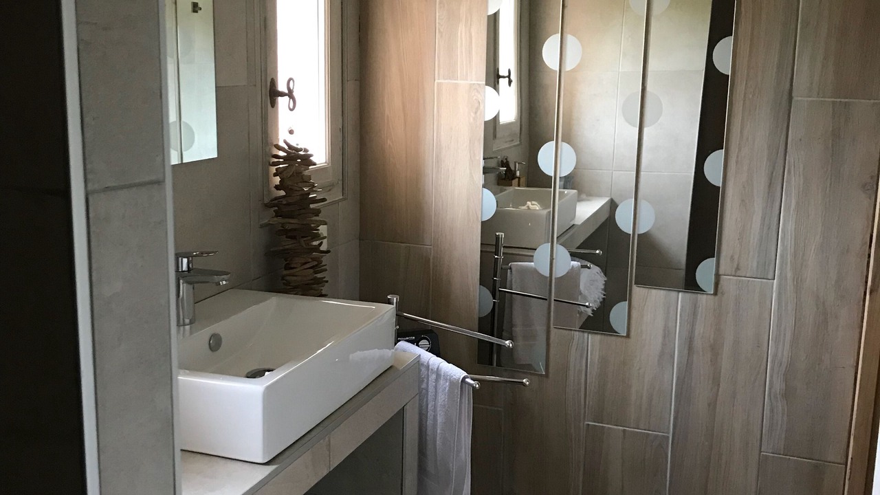 Photo of Bathroom in Cotignac