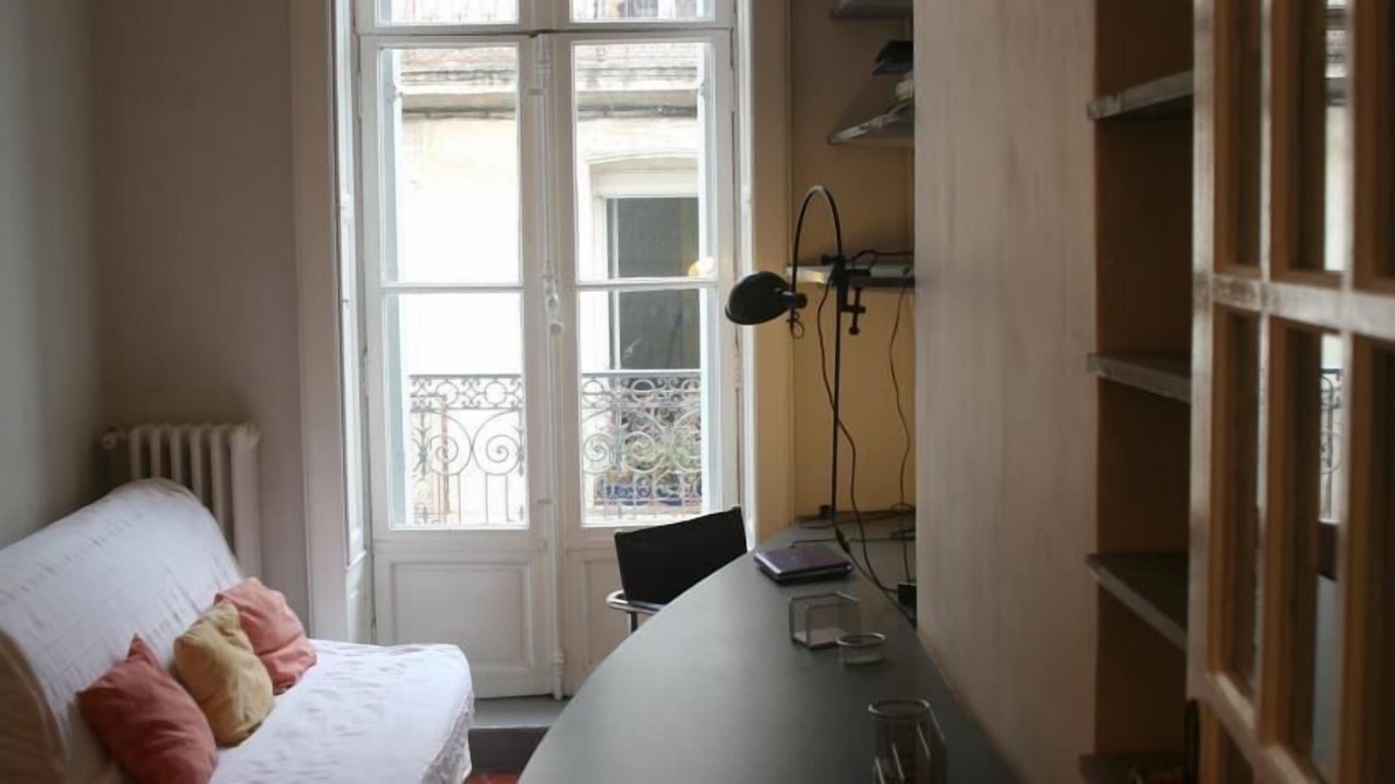 Photo of Others in Comedie