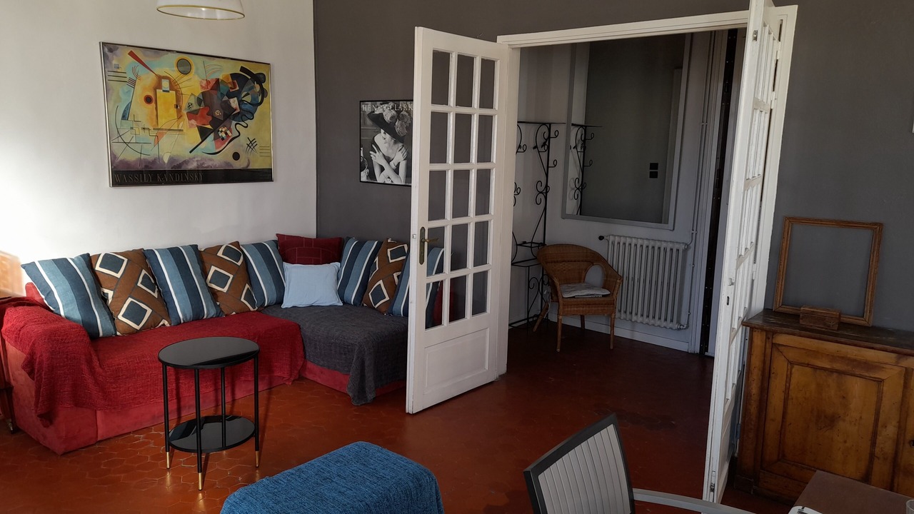 Photo of Livingroom in Comedie