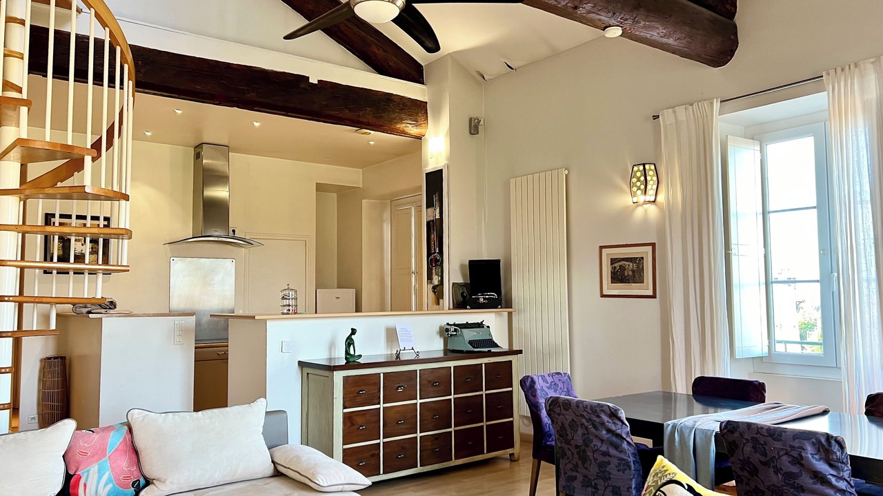 Photo of Livingroom in St.-Remy-de-Provence