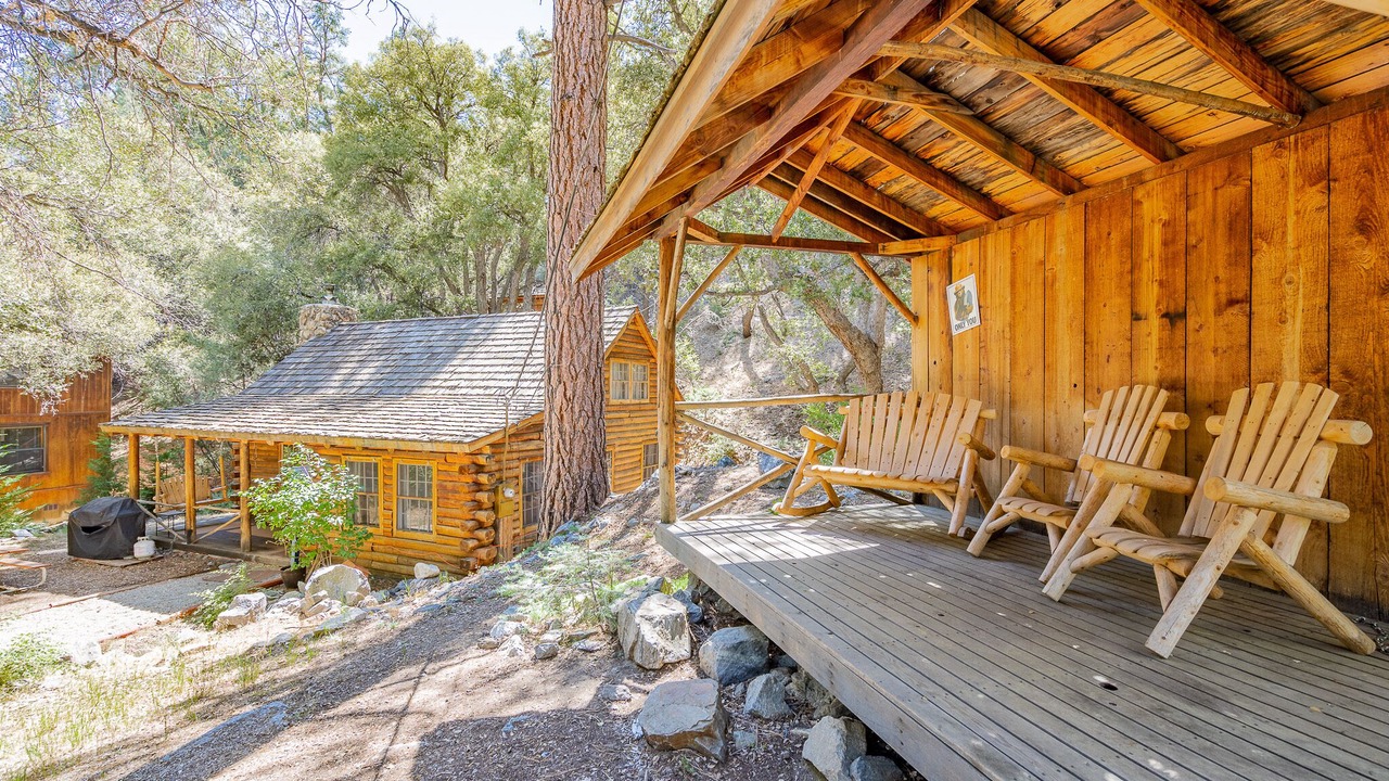 Photo of Patio Balcony in Pine Mountain Club