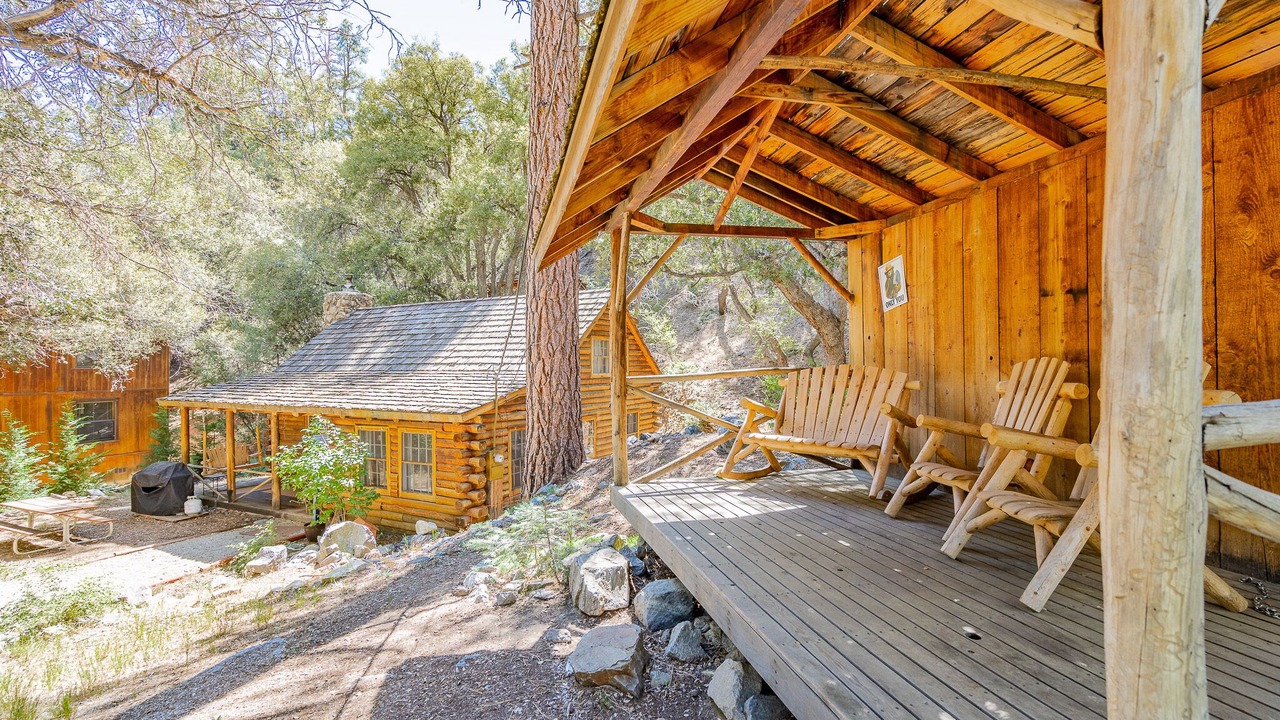Photo of Patio Balcony in Pine Mountain Club