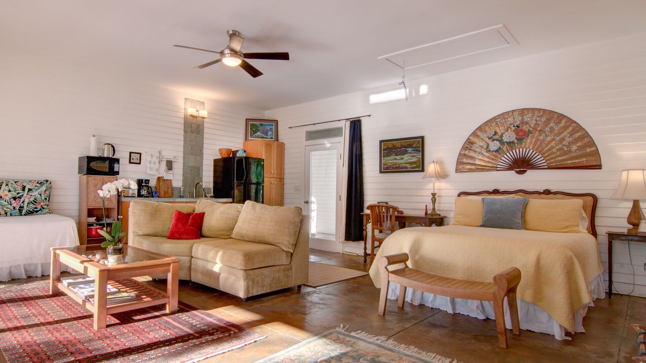 Photo of Bedroom in Pepeekeo