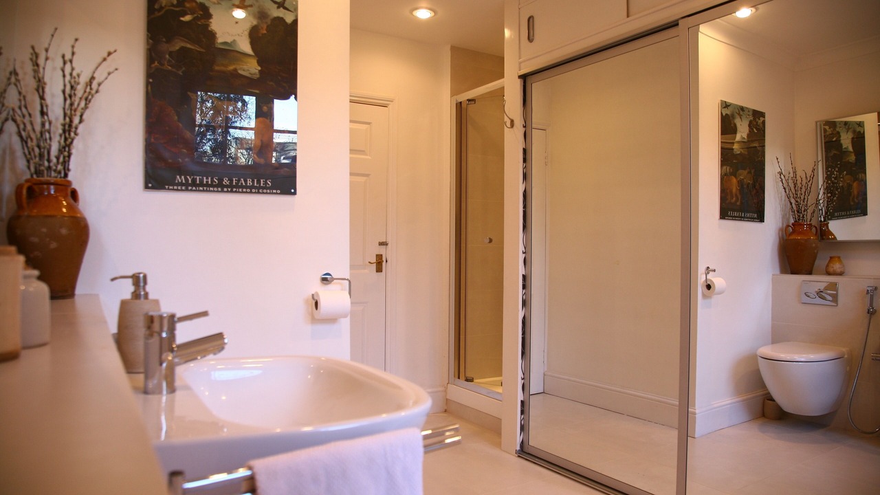 Photo of Bathroom in Camden Town with Primrose Hill