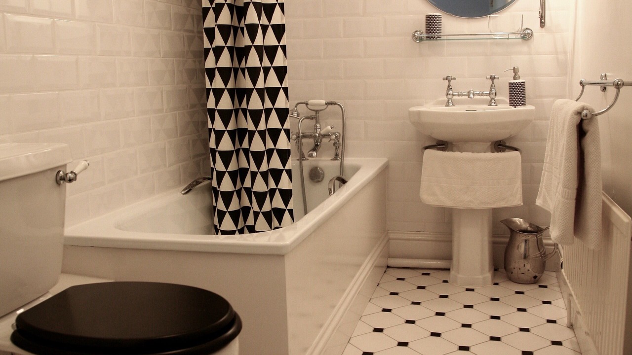 Photo of Bathroom in Camden Town with Primrose Hill