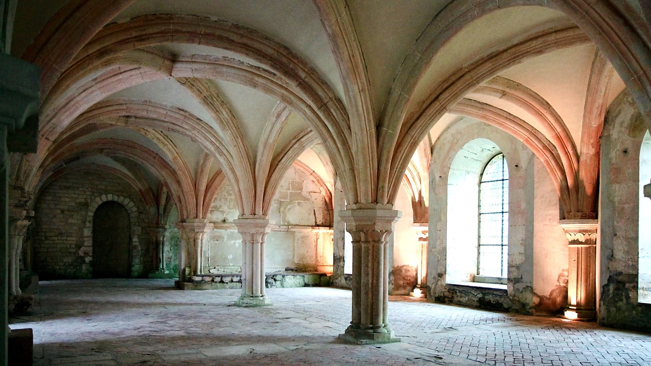 Photo of Others in Corsaint