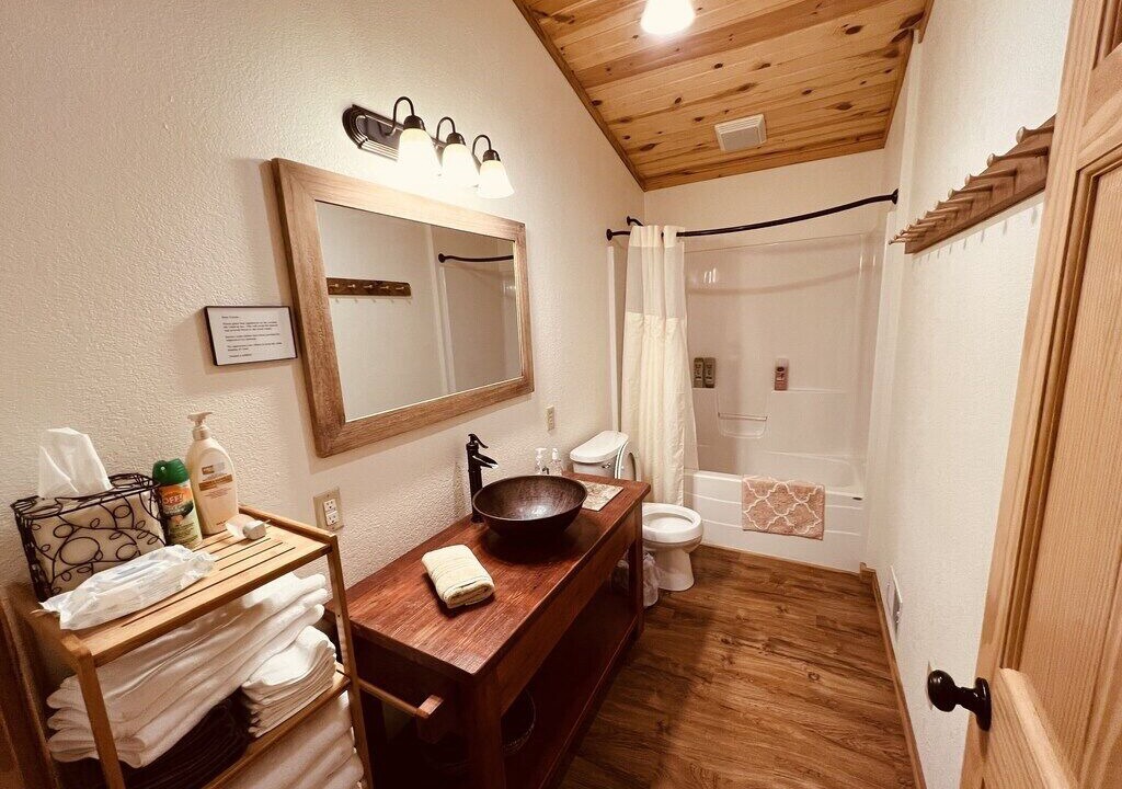 Photo of Bathroom in Alto Pass