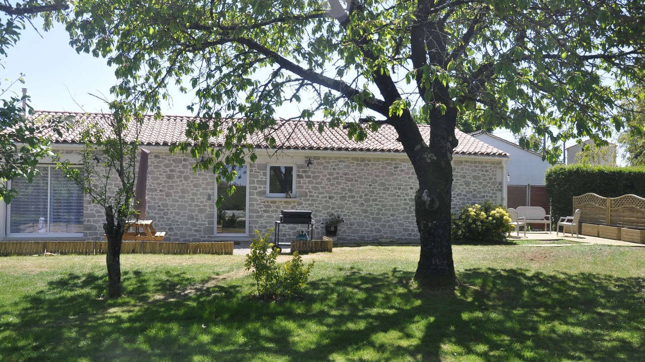 Photo of Outdoor in Liez