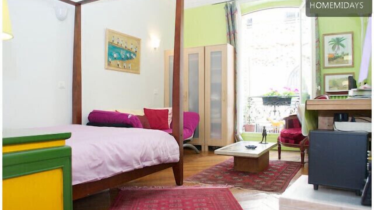 Photo of Bedroom in 9th Arrondissement