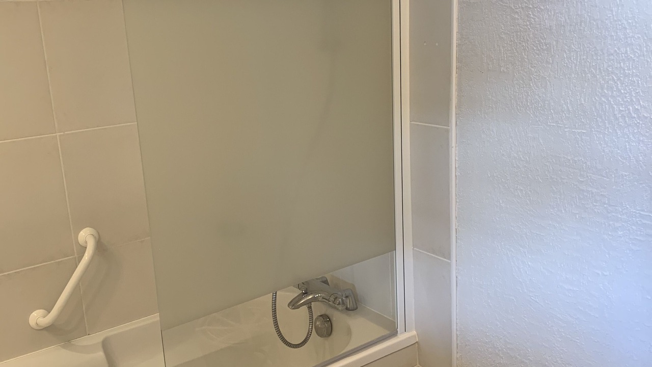 Photo of Bathroom in Pernes-les-Fontaines