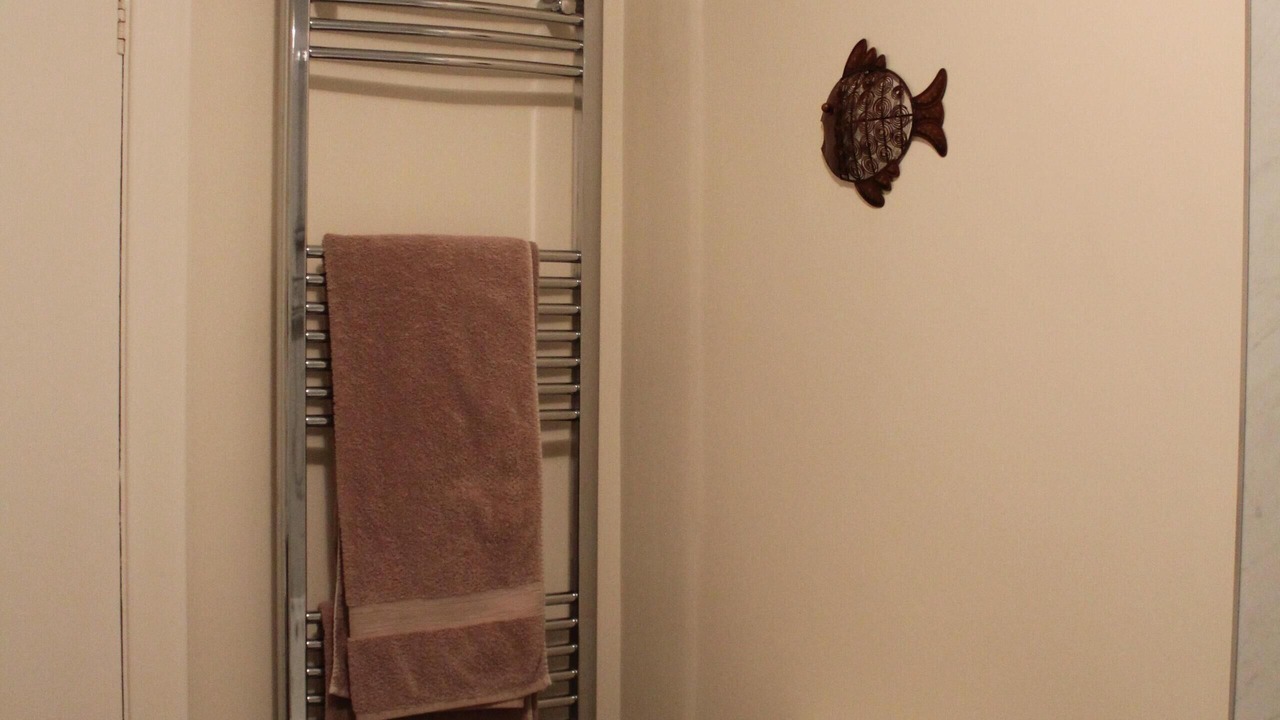 Photo of Bathroom in Elgin