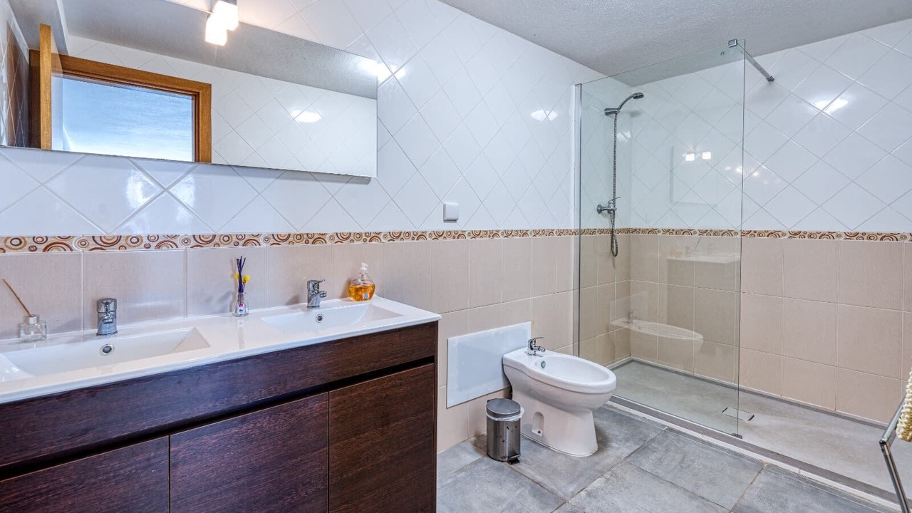 Photo of Bathroom in Correeira