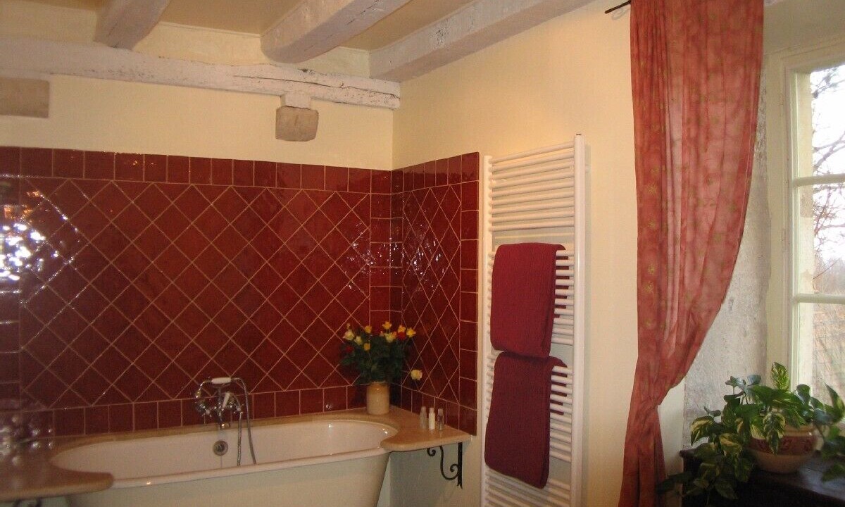 Photo of Bathroom in Corsaint