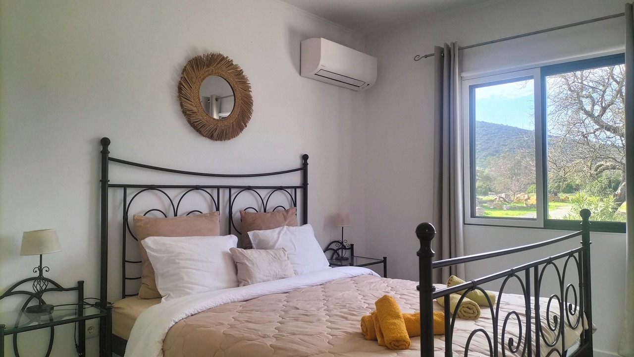 Photo of Bedroom in Moncarapacho e Fuseta