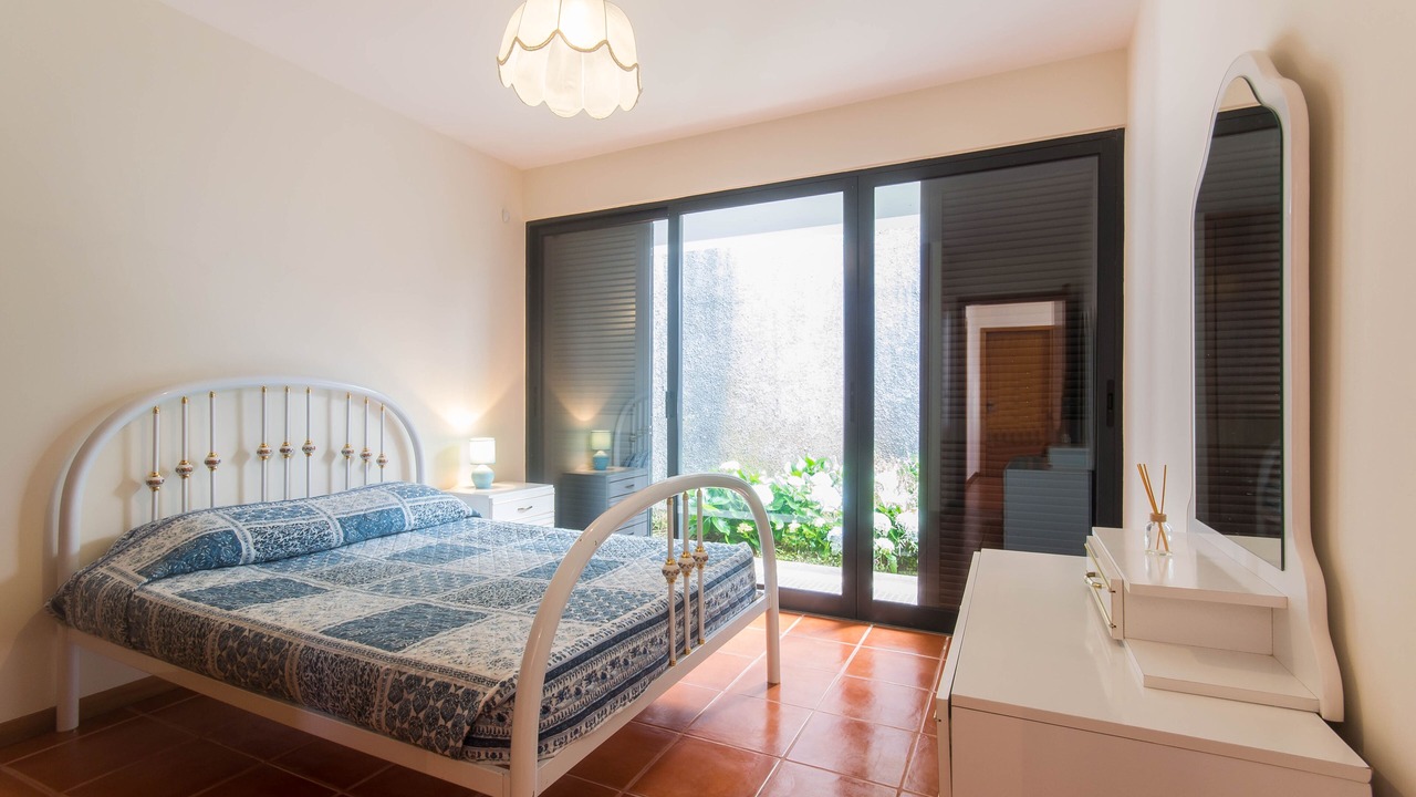Photo of Bedroom in Porto Moniz