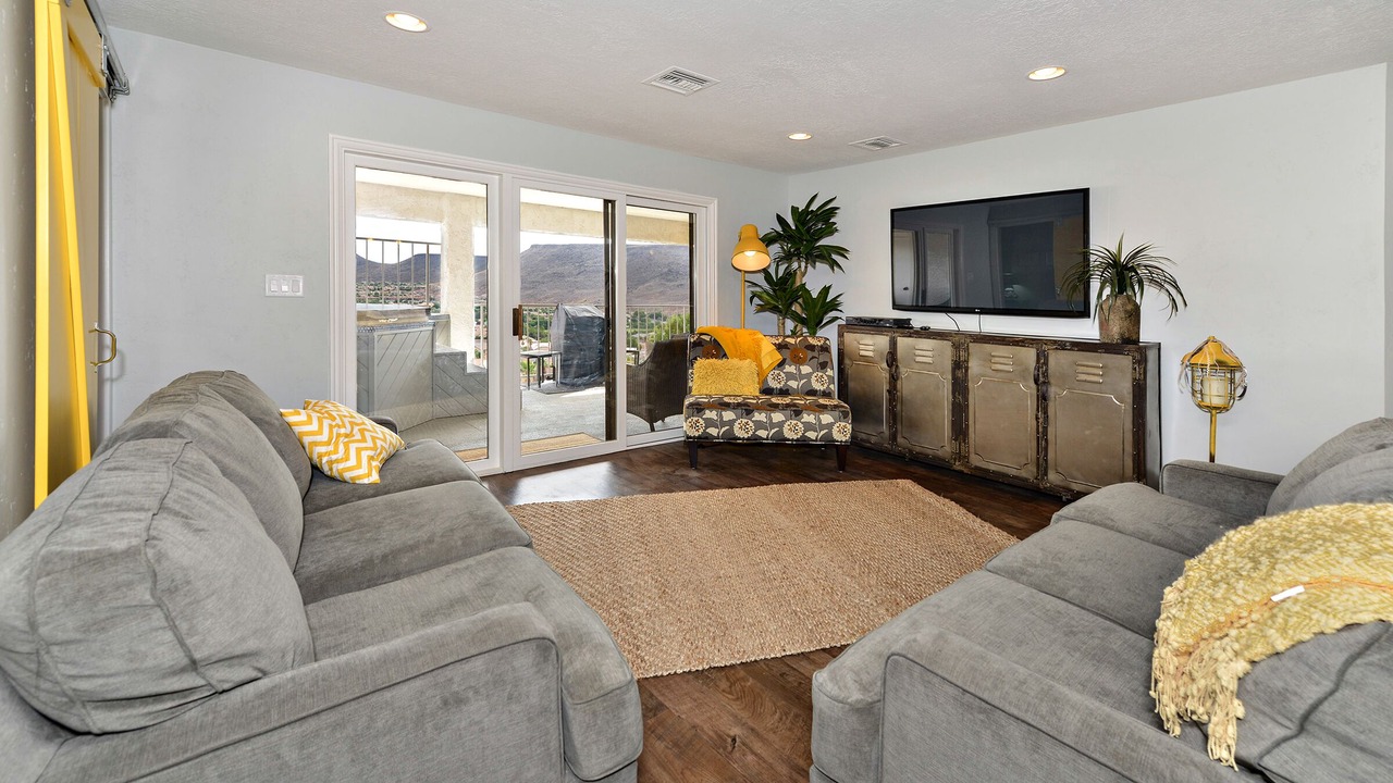 Photo of Livingroom in St. George