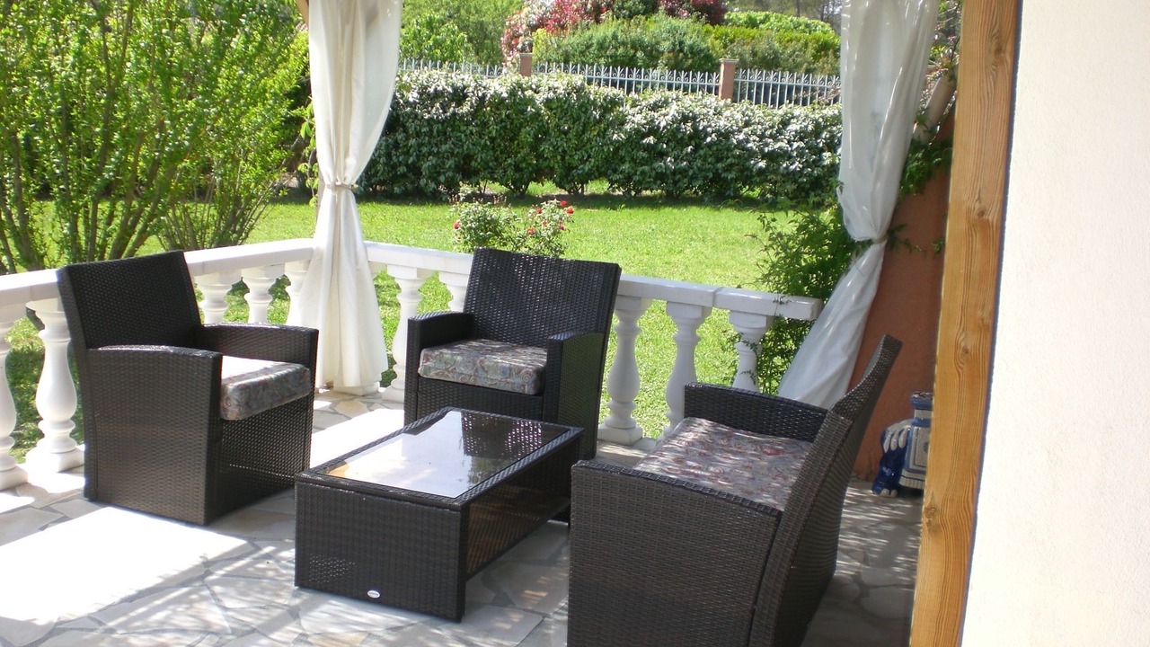 Photo of Patio Balcony in Bagnols-en-Foret