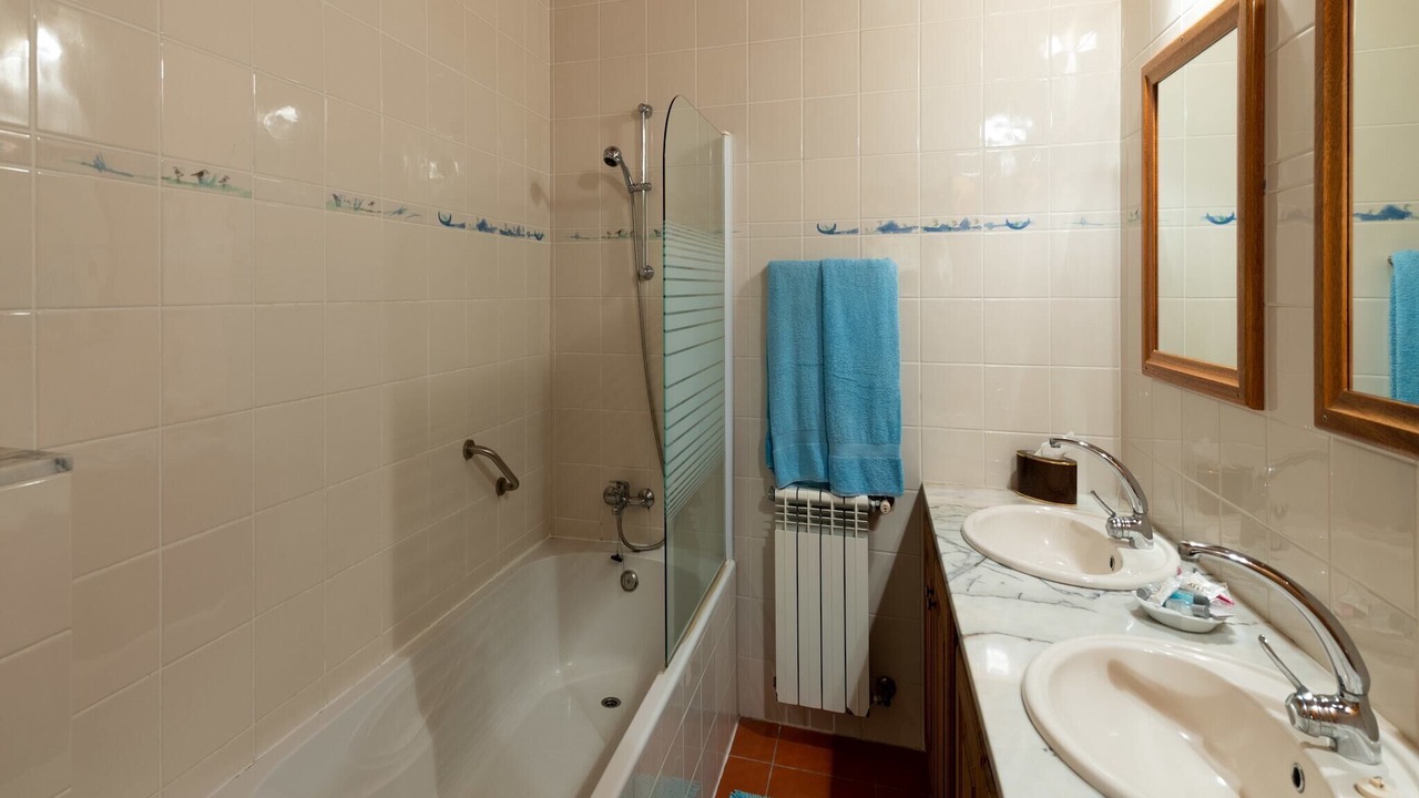 Photo of Bathroom in Santa Comba Dao