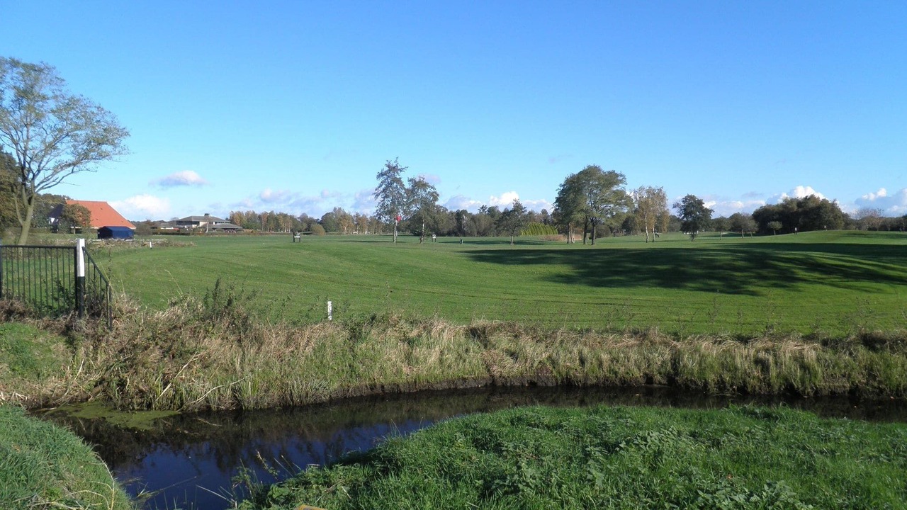 Photo of Others in Langweer