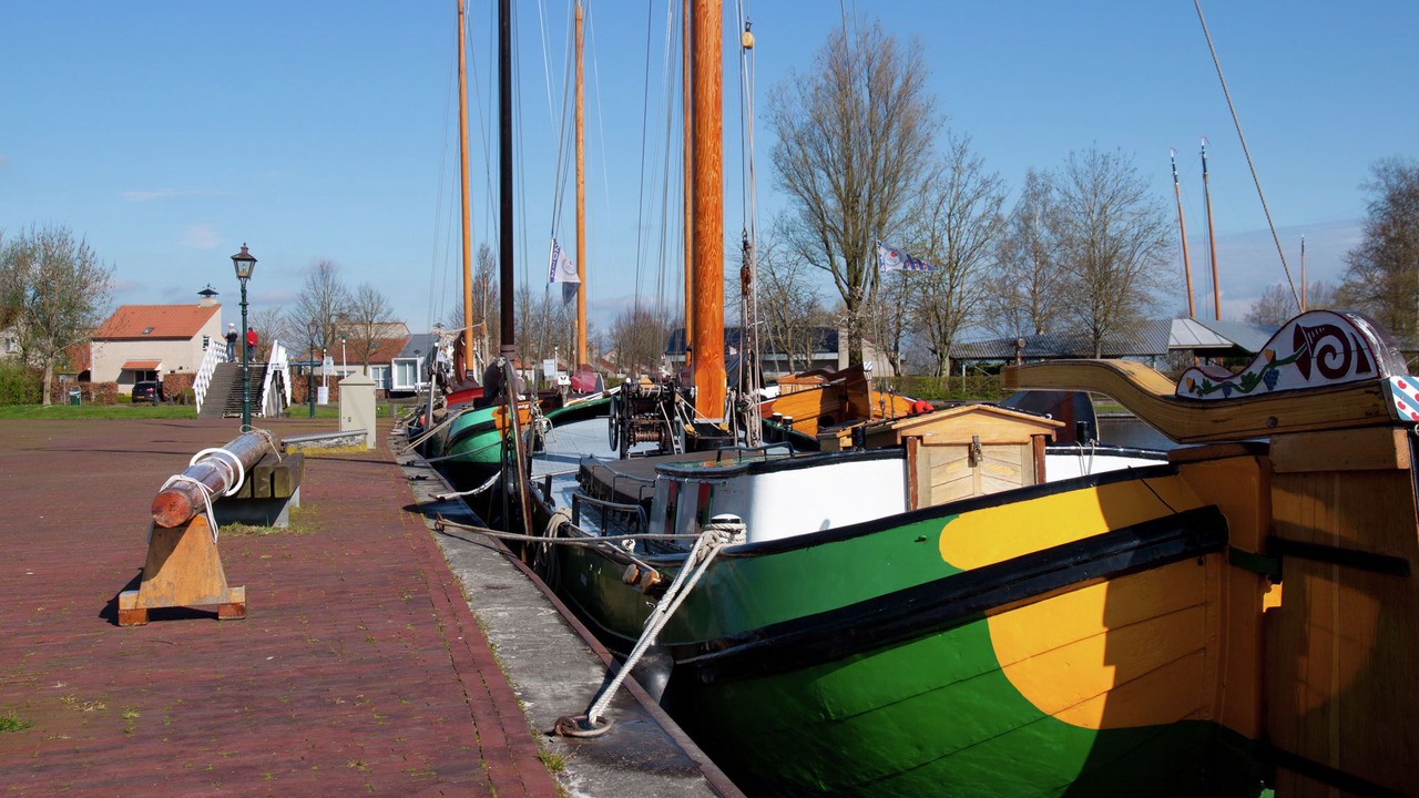 Photo of Others in Langweer