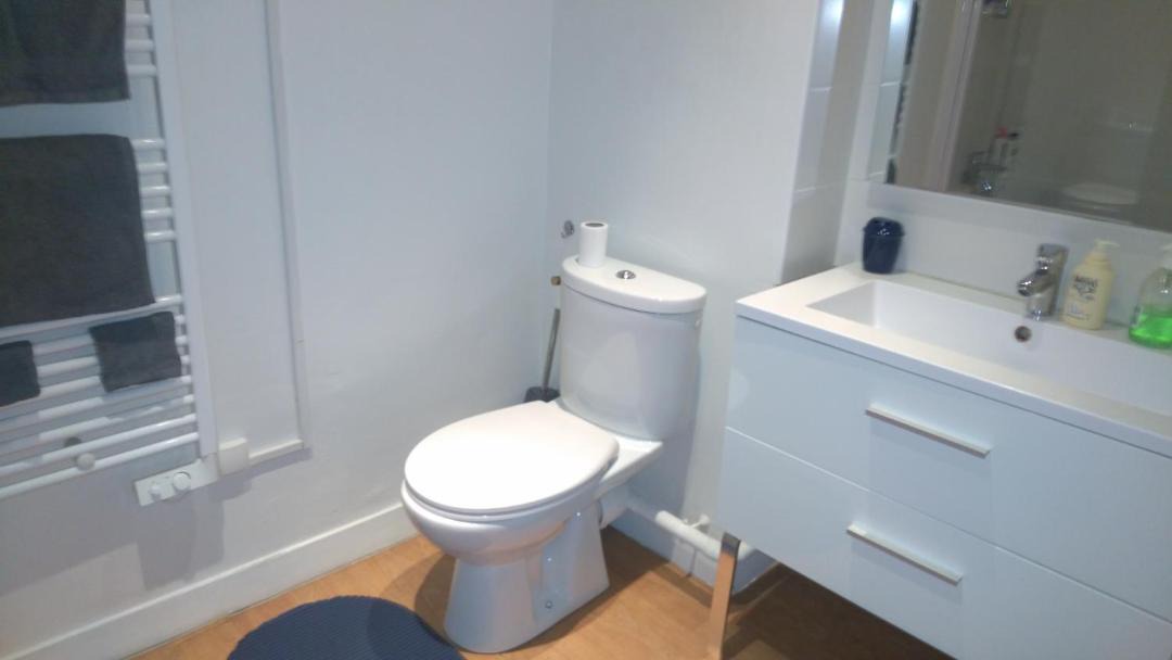 Photo of Bathroom in Opera