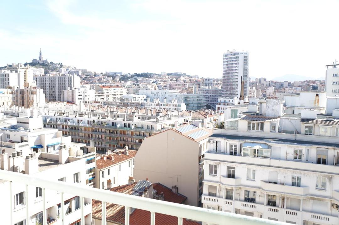 Photo of Buildings in Le Pharo