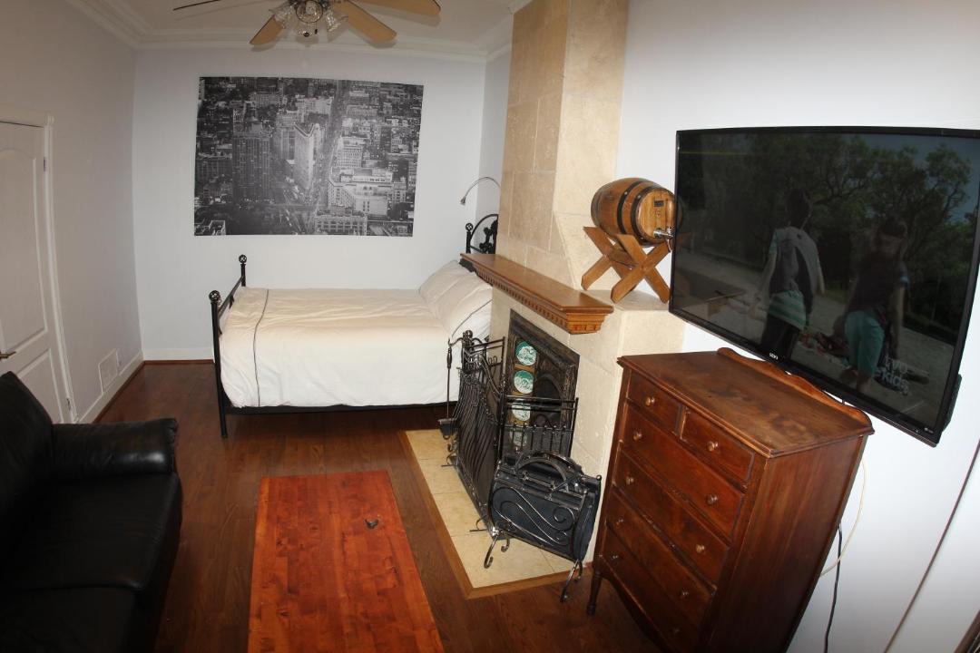 Photo of Livingroom in Cabbagetown
