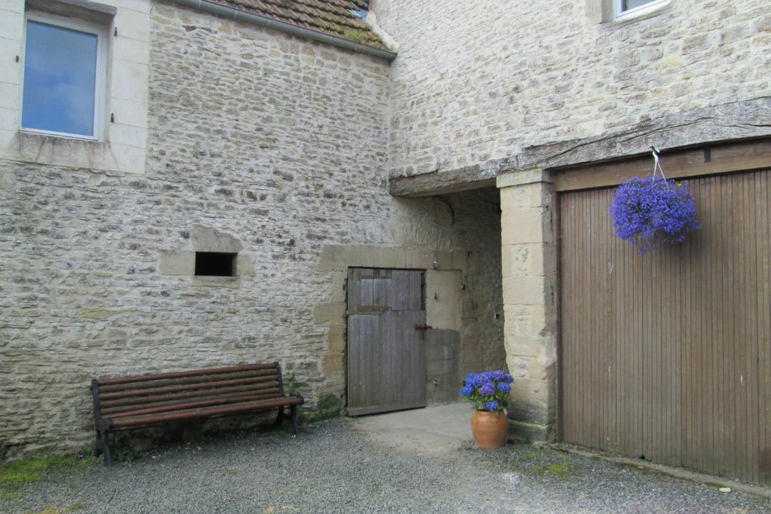 Photo of Buildings in Tracy-sur-Mer